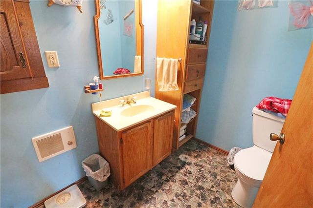 103 W 3rd Street, Garden City, MO 64747