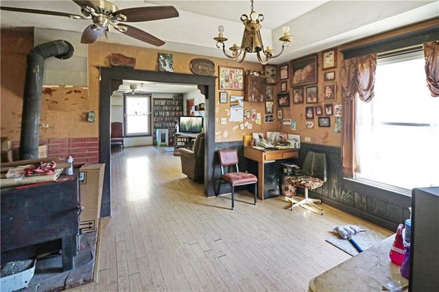 103 W 3rd Street, Garden City, MO 64747