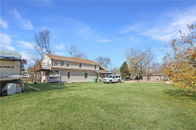 103 W 3rd Street, Garden City, MO 64747