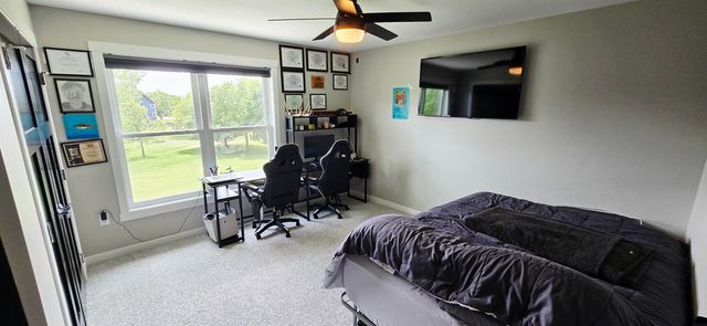 2988 Cottonwood Place, Charles City, IA 50616