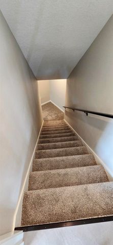 2988 Cottonwood Place, Charles City, IA 50616