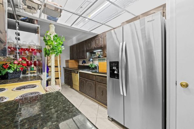 936 Intracoastal Drive 14C, Fort Lauderdale, FL 33304