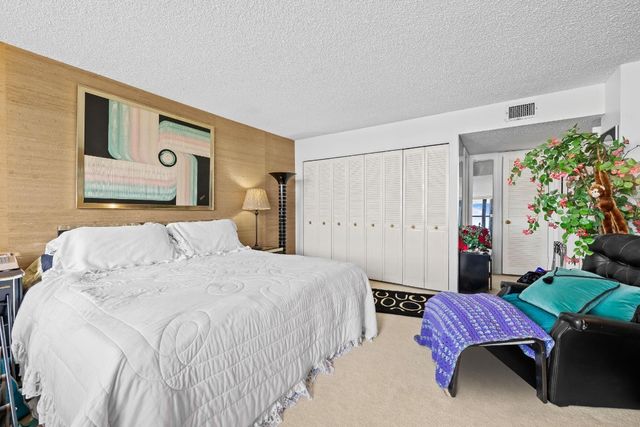 936 Intracoastal Drive 14C, Fort Lauderdale, FL 33304