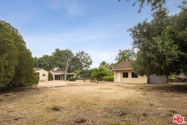 6846 Wish Avenue, Van Nuys (los Angeles), CA 91406