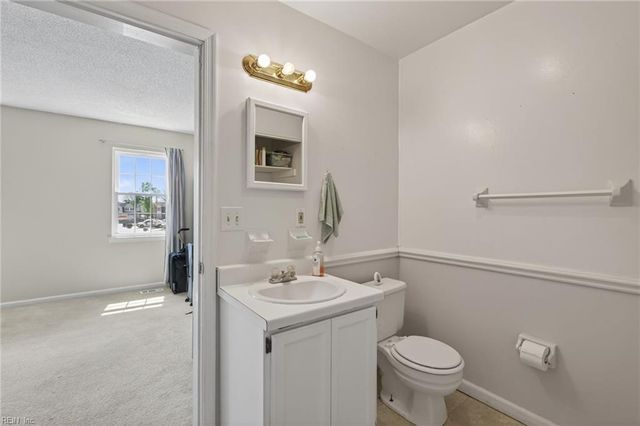 1400 Carabao CIR, Virginia Beach, VA 23464