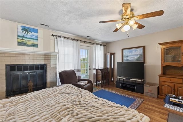 1400 Carabao CIR, Virginia Beach, VA 23464