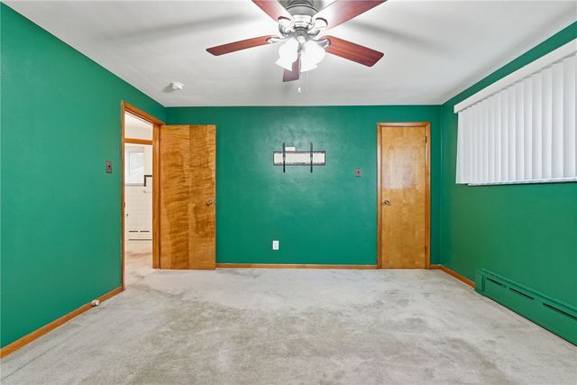 319 N 6th St, Clairton, PA 15025
