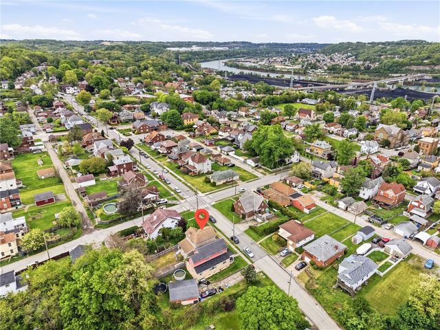 319 N 6th St, Clairton, PA 15025