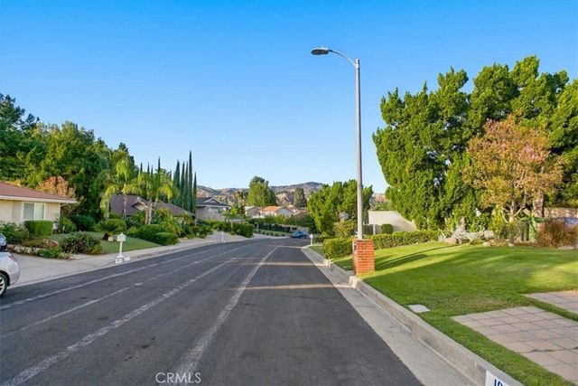 19110 Pala Mesa Place, Porter Ranch, CA 91326