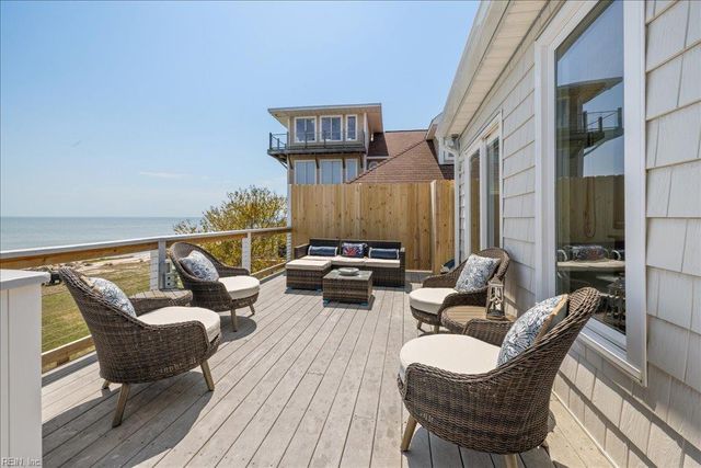 907 Bay Tree Beach RD, Seaford, VA 23696