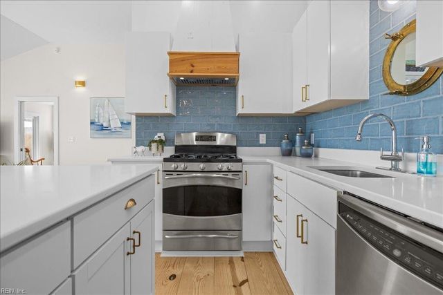907 Bay Tree Beach RD, Seaford, VA 23696