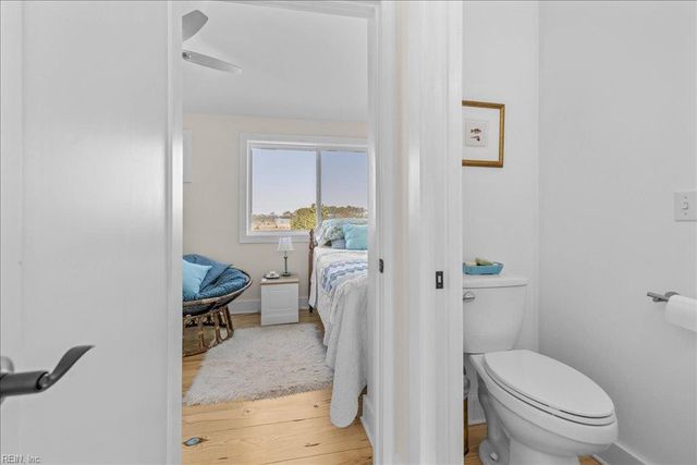 907 Bay Tree Beach RD, Seaford, VA 23696