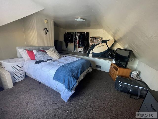 141 S Birch Street, Blackfoot, ID 83221