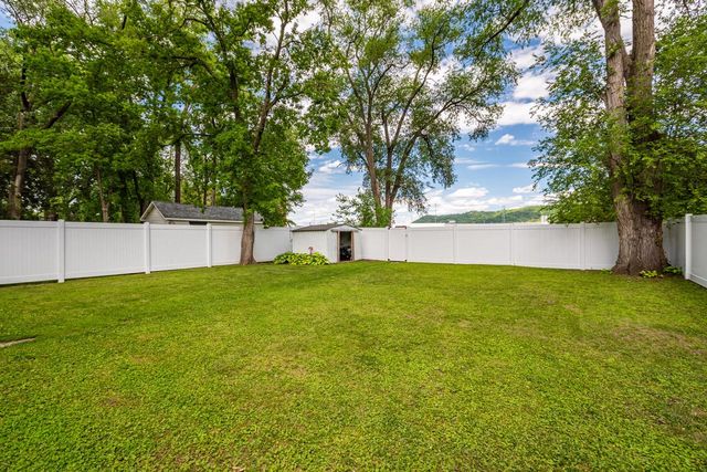 1636 Onalaska AVENUE, La Crosse, WI 54603