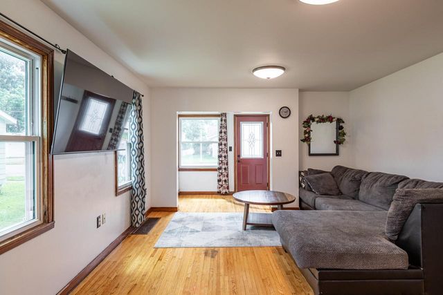 1636 Onalaska AVENUE, La Crosse, WI 54603