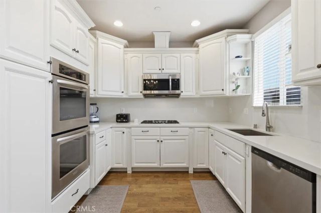 2420 Mathews B, Redondo Beach, CA 90278