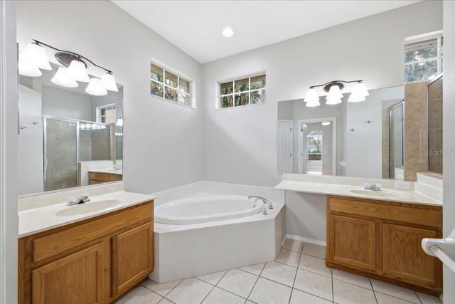 12105 WHISTLING WAY, Lakewood Ranch, FL 34202