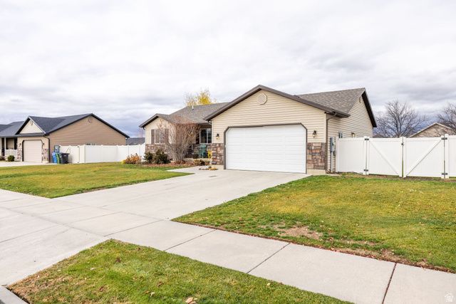517 W 260 N, Smithfield, UT 84335
