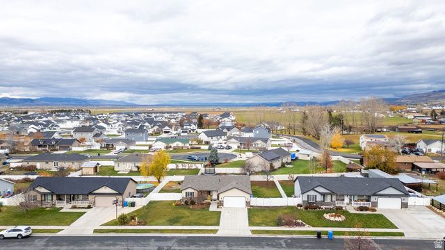 517 W 260 N, Smithfield, UT 84335