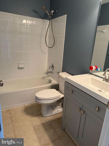 18238 PRESTWICK DR, Hagerstown, MD 21740