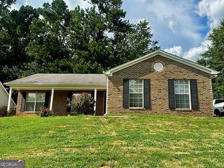 955 Foxworthy Lane, Riverdale, GA 30296