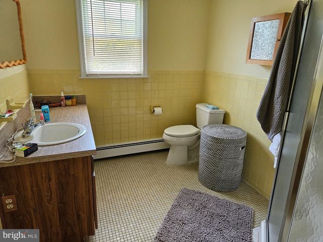 5 E TAUNTON AVE, Berlin, NJ 08009