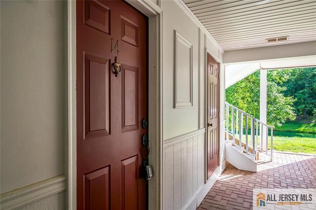 14 Sheffield Court, North Brunswick, NJ 08902