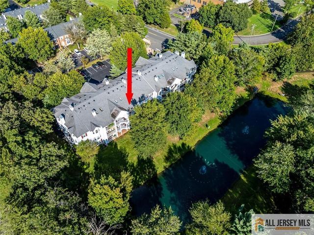 14 Sheffield Court, North Brunswick, NJ 08902