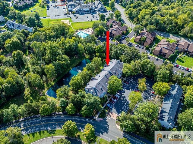 14 Sheffield Court, North Brunswick, NJ 08902