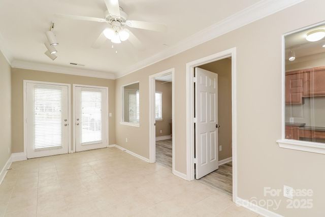 421 Peachtree Road, Charlotte, NC 28216