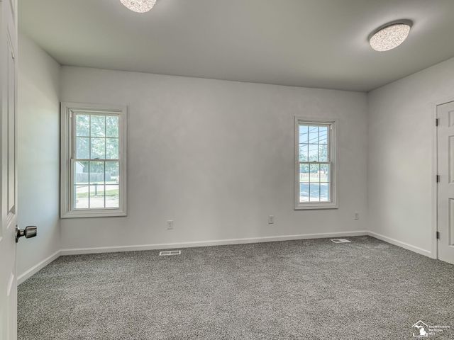 8237 Lewis Avenue, Bedford Twp, MI 48182