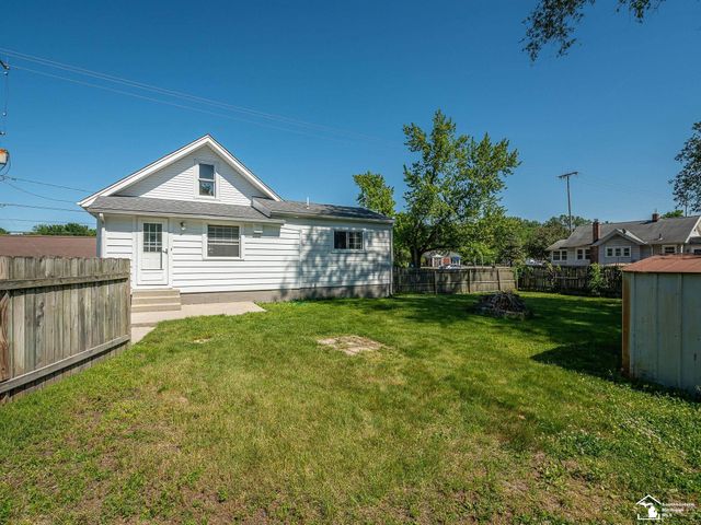 8237 Lewis Avenue, Bedford Twp, MI 48182