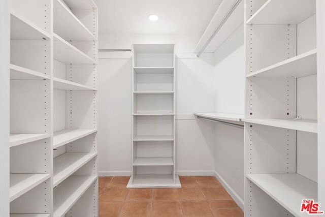 1248 Bienveneda Avenue, Pacific Palisades (los Angeles), CA 90272