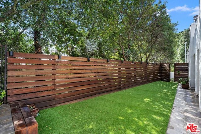 1248 Bienveneda Avenue, Pacific Palisades (los Angeles), CA 90272