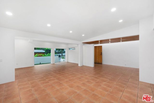 1248 Bienveneda Avenue, Pacific Palisades (los Angeles), CA 90272