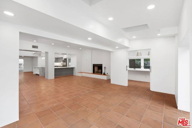 1248 Bienveneda Avenue, Pacific Palisades (los Angeles), CA 90272