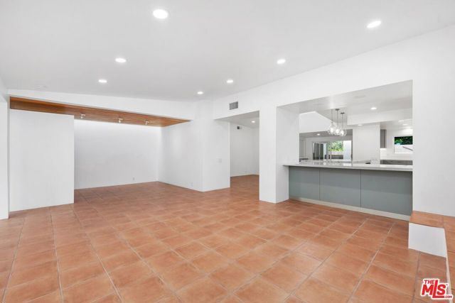 1248 Bienveneda Avenue, Pacific Palisades (los Angeles), CA 90272