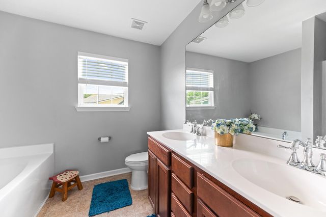 172 Brightwood Drive, Huger, SC 29450