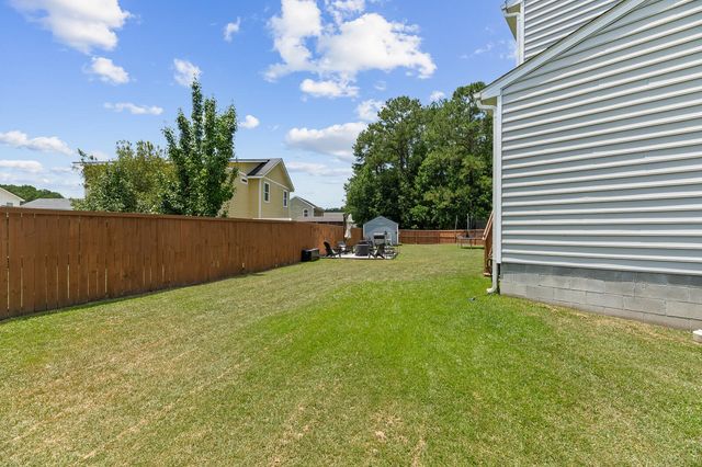 172 Brightwood Drive, Huger, SC 29450