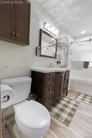 11644 Charest Street, Hamtramck, MI 48212