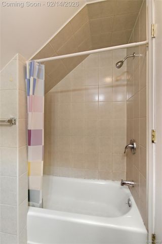 11644 Charest Street, Hamtramck, MI 48212