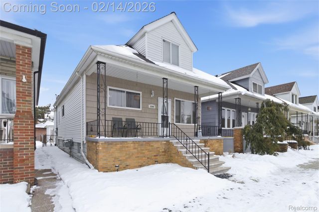 11644 Charest Street, Hamtramck, MI 48212