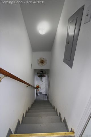 11644 Charest Street, Hamtramck, MI 48212