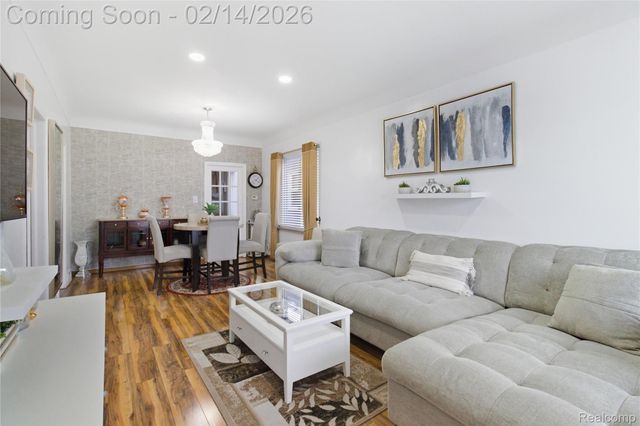 11644 Charest Street, Hamtramck, MI 48212