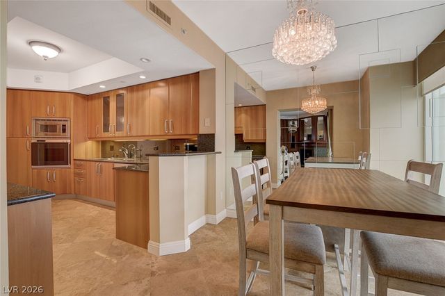 2857 Paradise Road 1404, Las Vegas, NV 89109