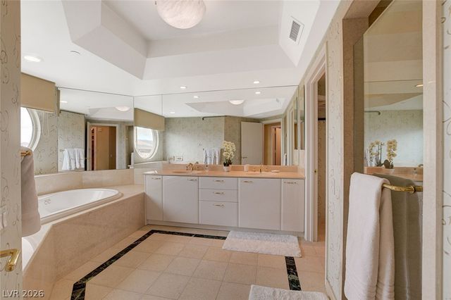 2857 Paradise Road 1404, Las Vegas, NV 89109