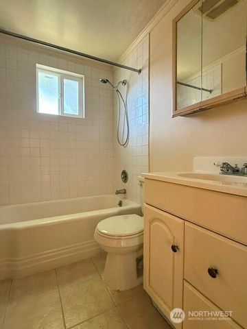 12018 Sand Point Way NE, Seattle, WA 98125