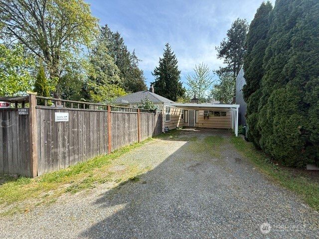 12018 Sand Point Way NE, Seattle, WA 98125