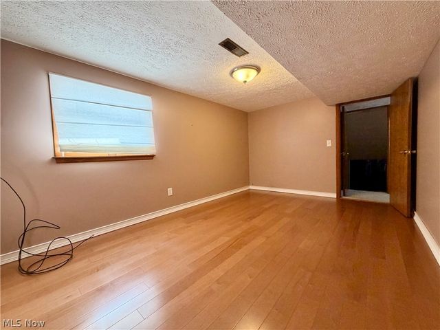 1825 Jackson Avenue NW, Massillon, OH 44646