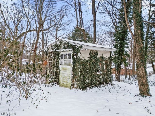 1825 Jackson Avenue NW, Massillon, OH 44646